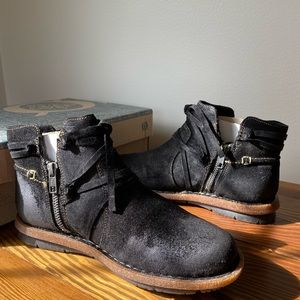 🍂 Born Tarkiln NIB 7.5M Black Distressed 🍂